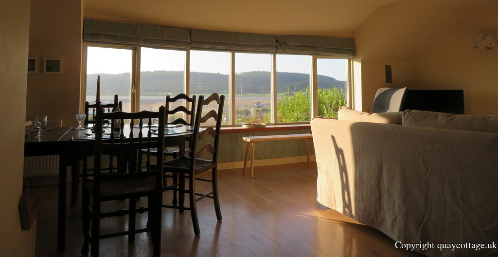 photo sittingroomViewH